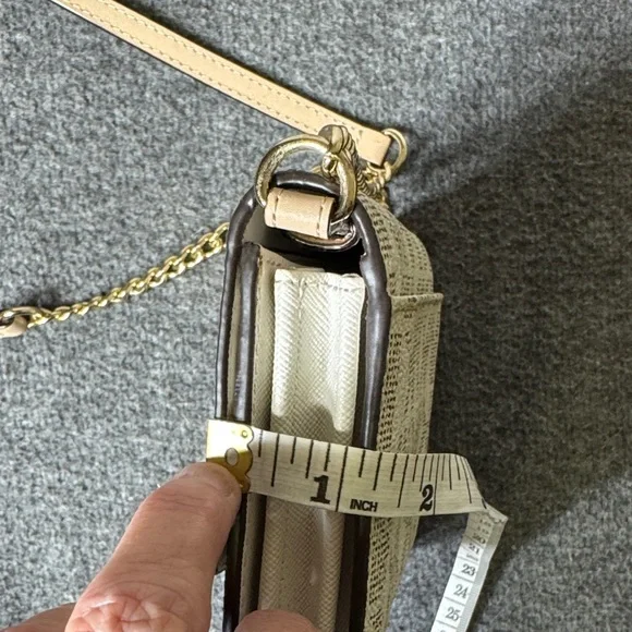 Michael Kors Jet Set Travel Vanilla Logo Crossbody Wallet on Chain - Picture 13 of 14